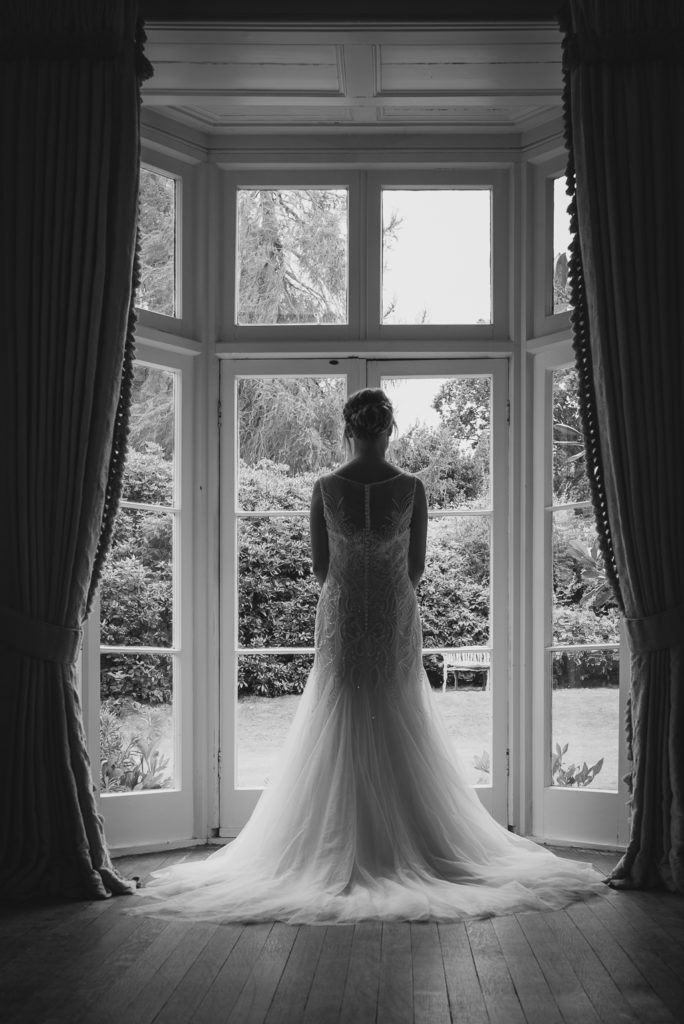 Bride | Sprivers Mansion Elopement Photo Shoot | Kent Wedding Photographer | Oakhouse Photography