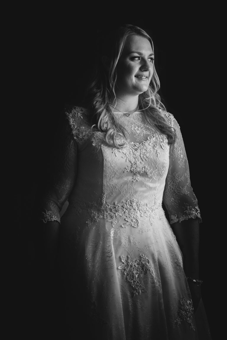 Bride portrait at The Sun Inn Faversham Kent | Oakhouse Photography