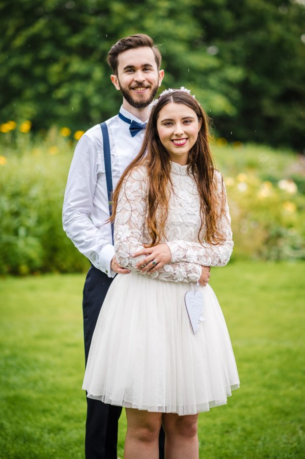 Bride and groom portraits in The English Garden, Danson Park, Bexleyheath, Kent.Photography by Bexley wedding photographer, Oakhouse Photography