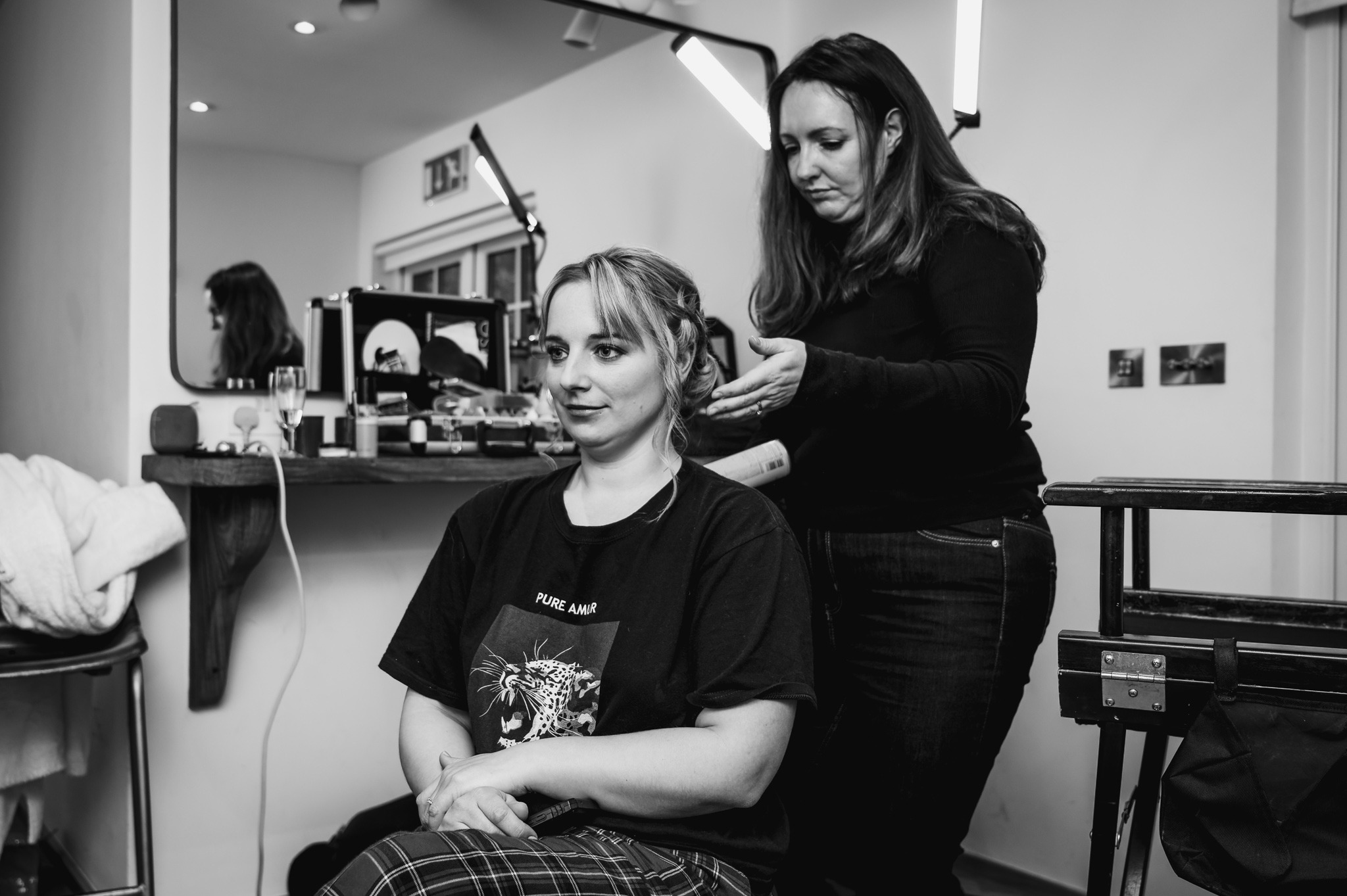 Bridal prep at Swallows Oast | Oakhouse Photography