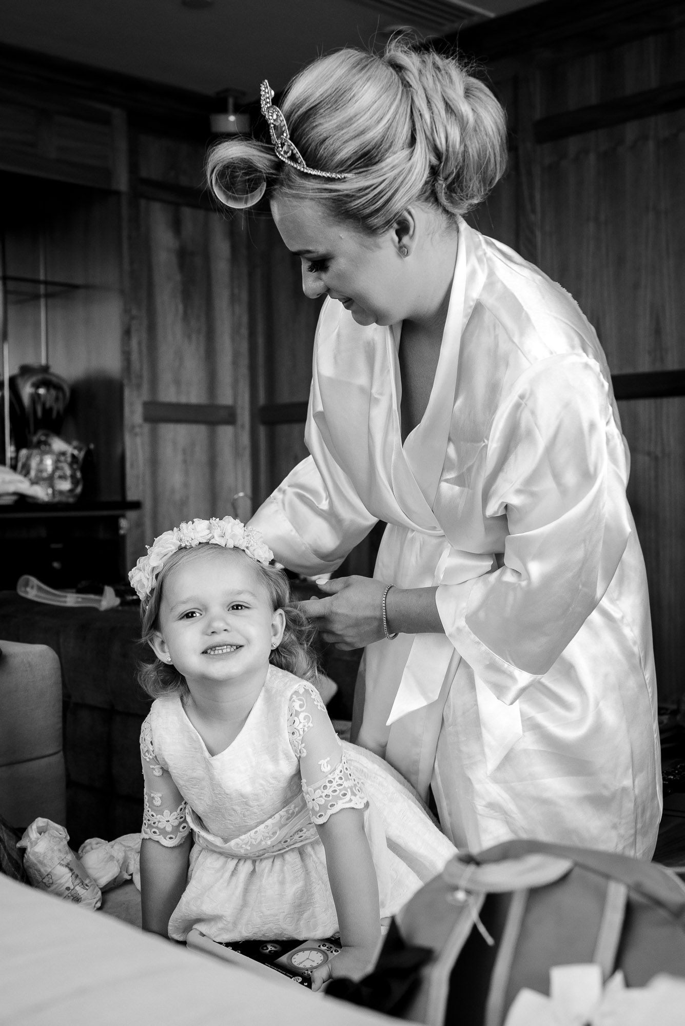 Bride and child getting ready at Chelsea Harbour Hotel, London